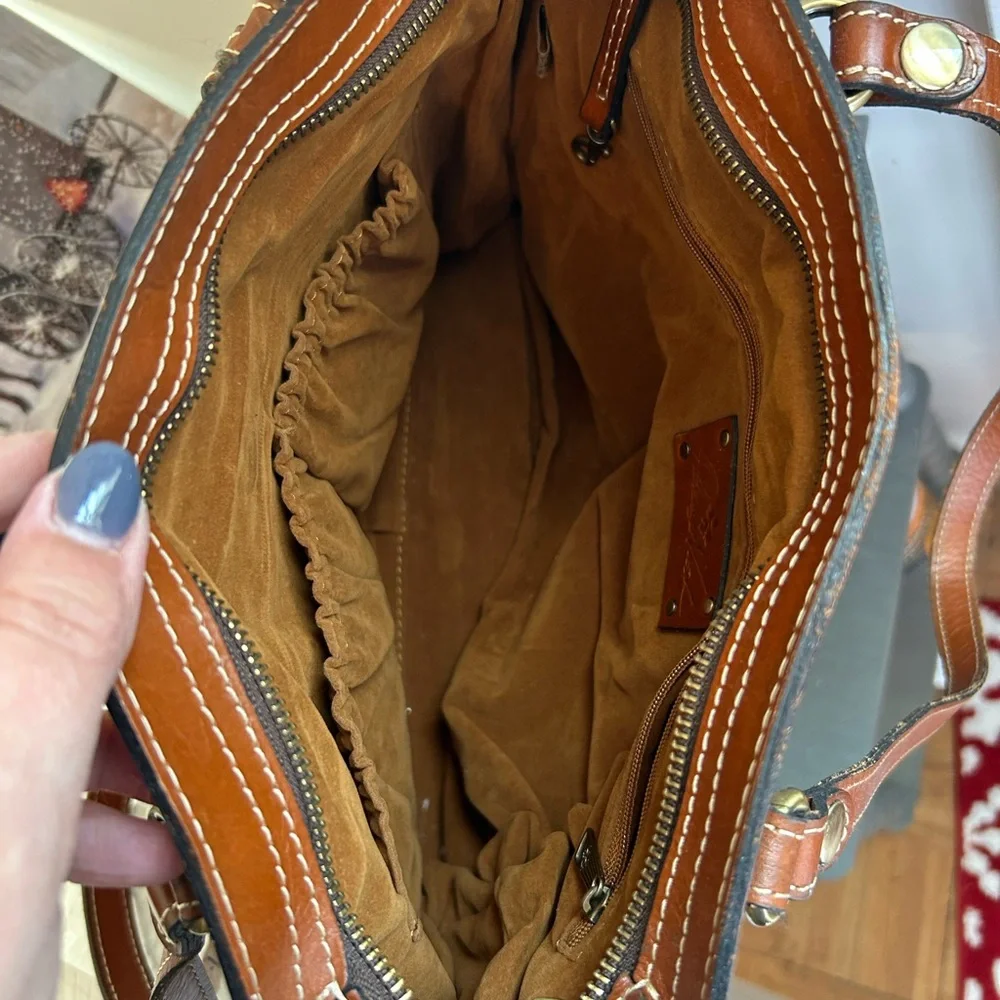 Patricia Nash Classic Cognac Tan Leather Tote Handbag - Picture 5 of 10
